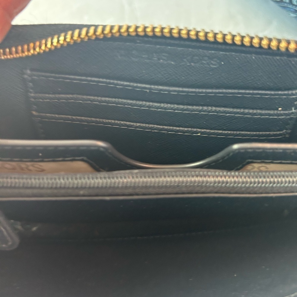 Michael Kors 2PC NWOT Admiral Paisley Jet Set Tote - Picture 11 of 12